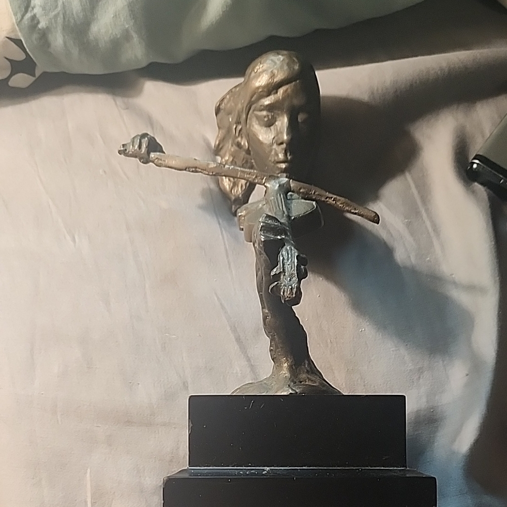 Artistic Bronze Archer Figurine
